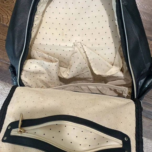 Itzy Ritzy diaper bag plus extras